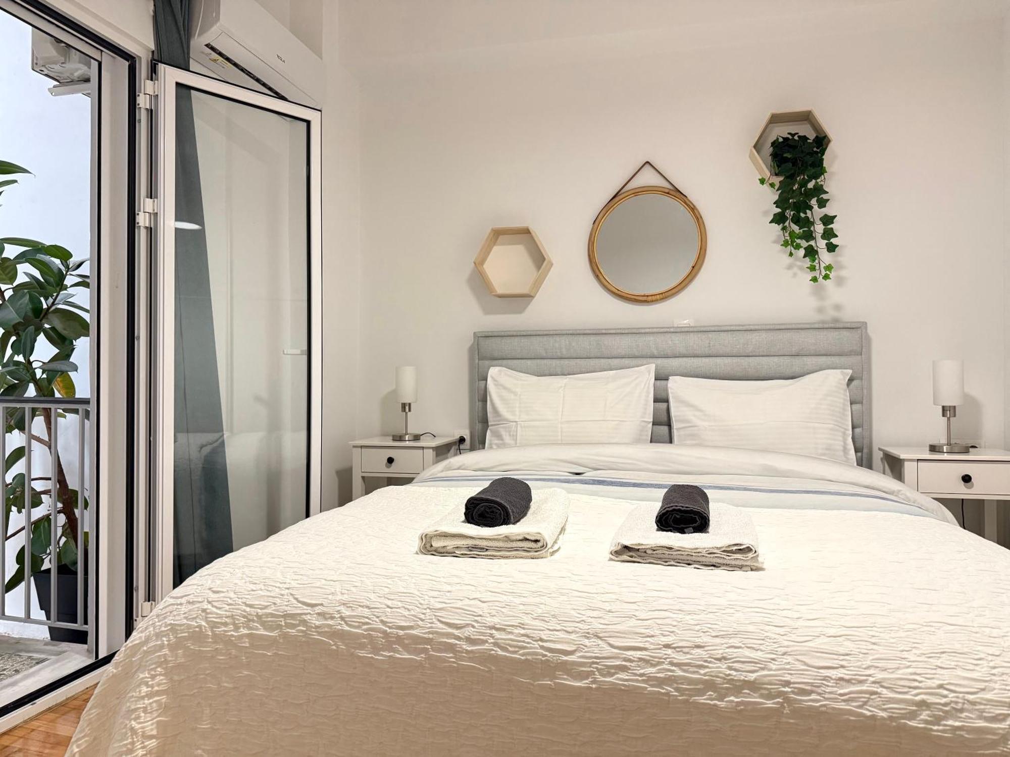 P&P Boutique Apartments Athene Buitenkant foto